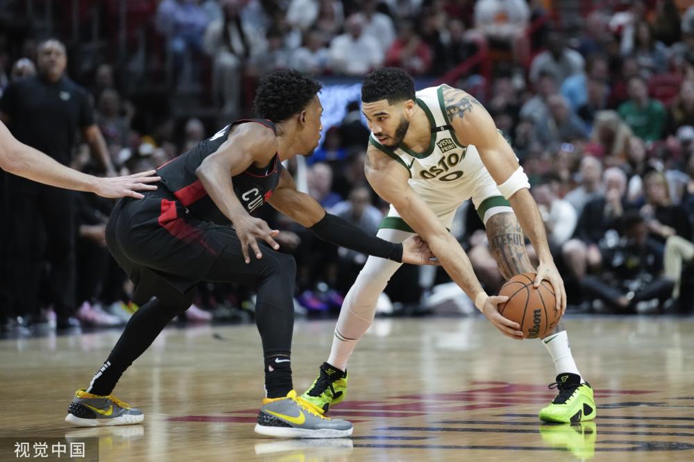 居联赛前列 居联赛前列